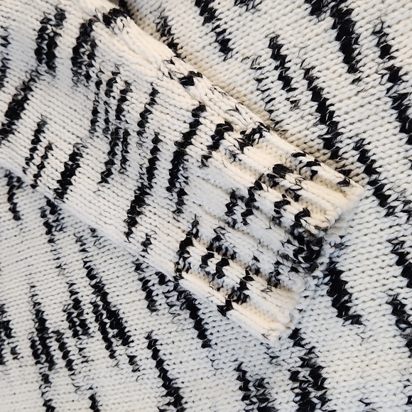 Loft Black and White Long Cardigan Sweater. Size M - Picture 9 of 10